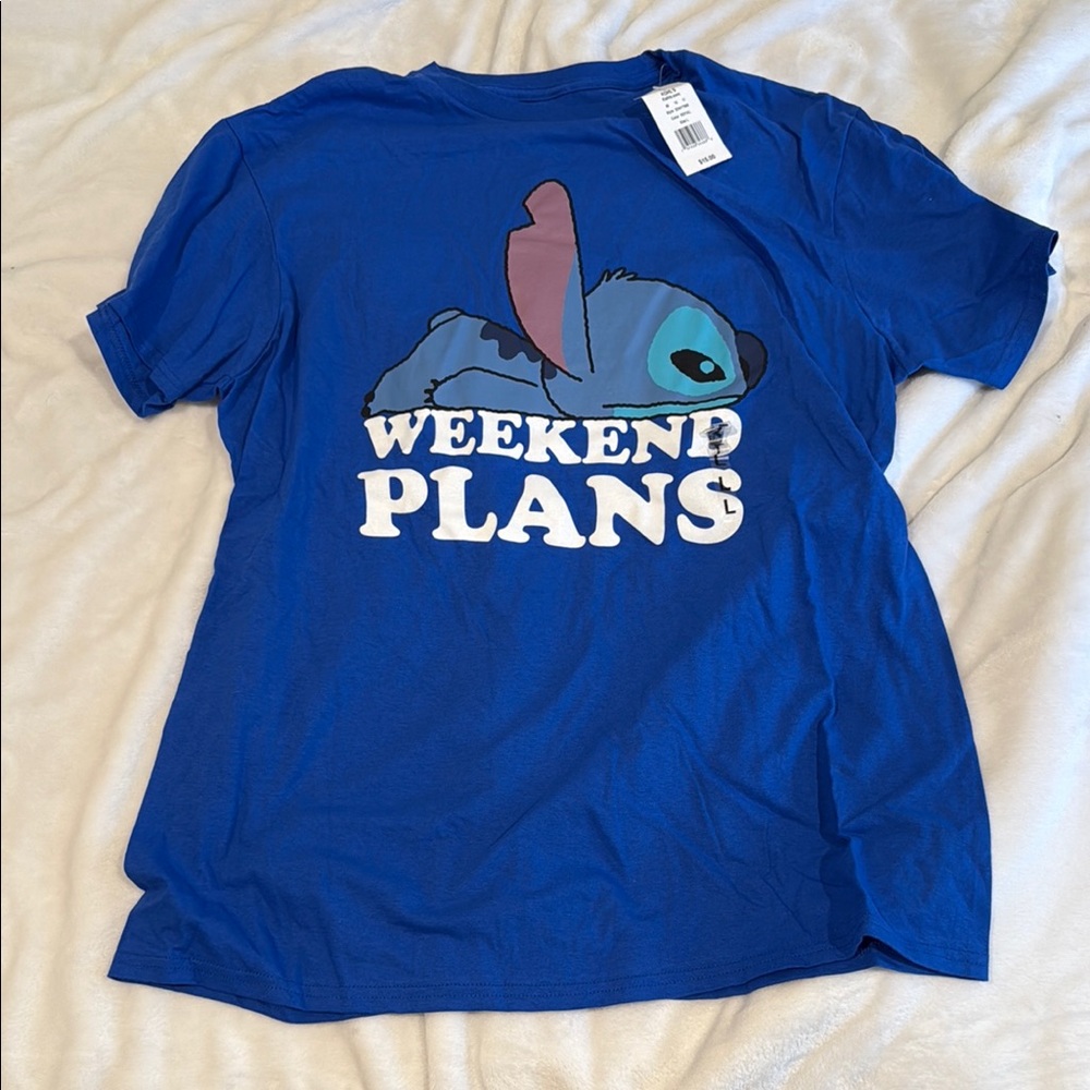 Kohl's Blue Short Sleeve Tee with Graphic Design